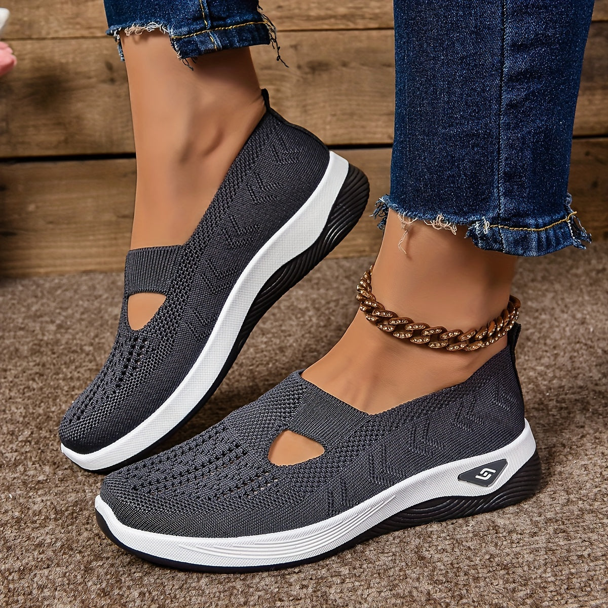 Women’s Comfort Arch Support Walking Shoes