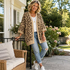 Elegant women's cardigan with leopard print