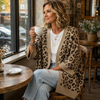 Elegant women's cardigan with leopard print
